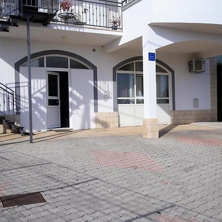 Charming Carmen Apartment Каштела Екстер'єр фото