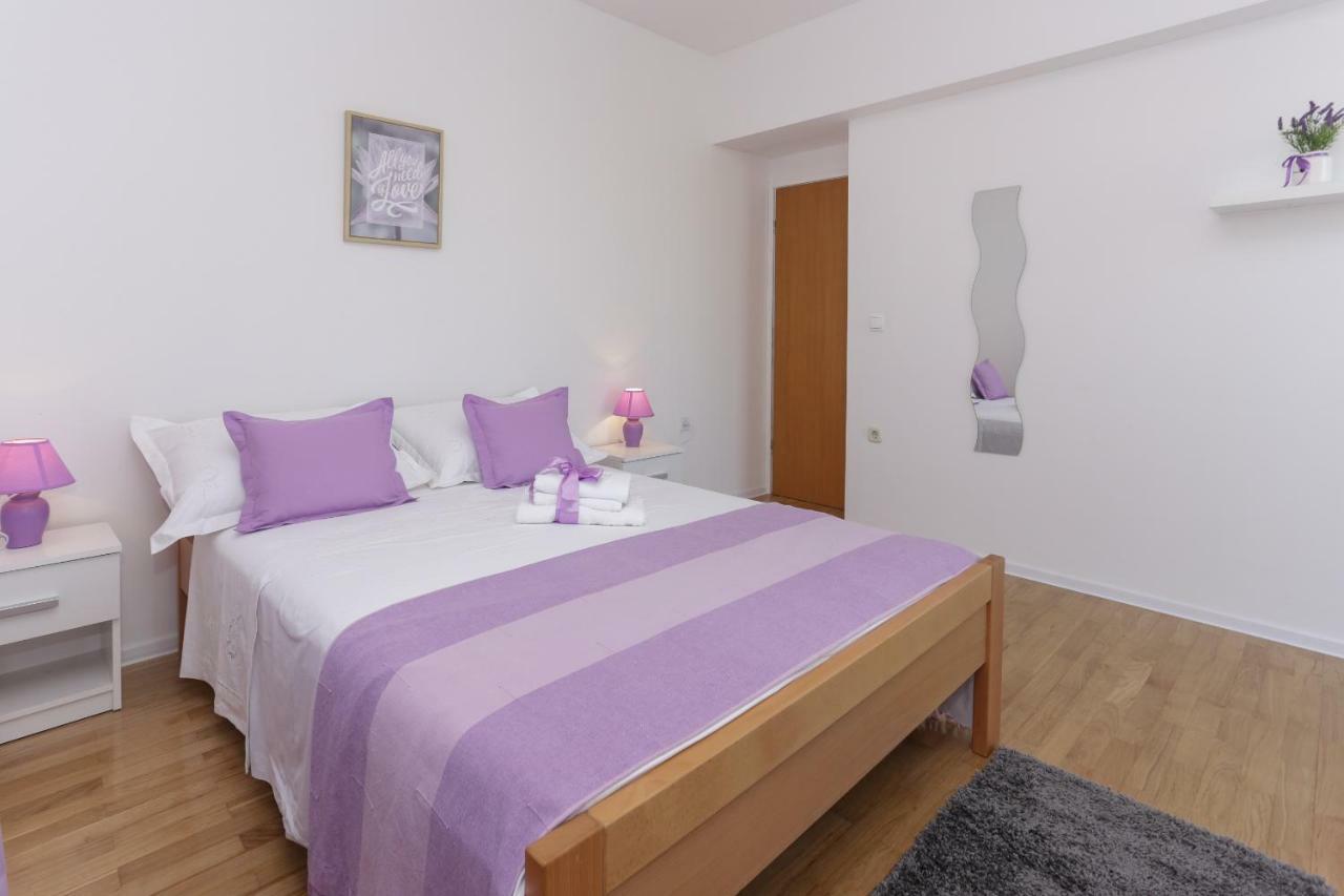 Charming Carmen Apartment Каштела Екстер'єр фото