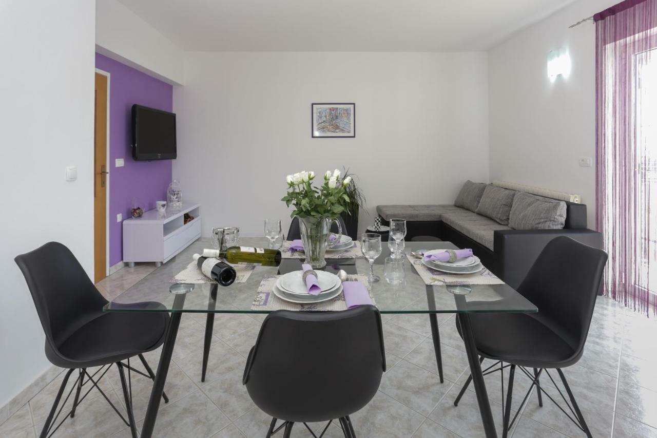 Charming Carmen Apartment Каштела Екстер'єр фото