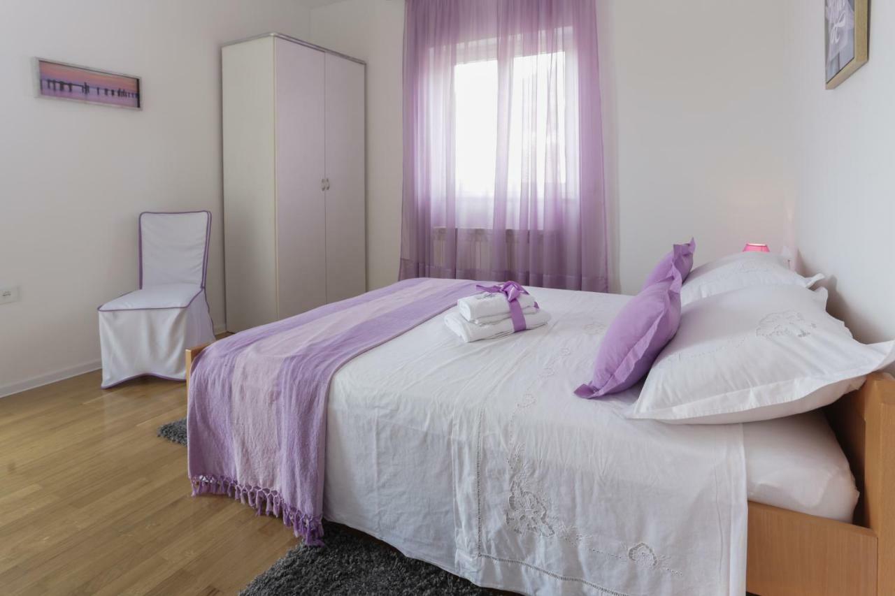 Charming Carmen Apartment Каштела Екстер'єр фото